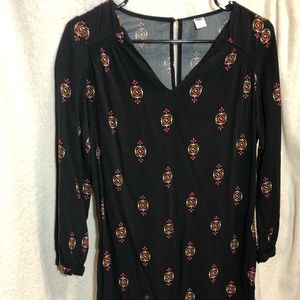 Long sleeve pattern dress